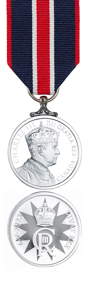Cette médaille du couronnement commémore le couronnement de Sa Majesté le Roi Charles III à titre de Roi du Canada. La médaille est administrée par la Chancellerie des distinctions honorifiques de Rideau Hall.  Admissibilité et critères Pour être admissibles, les candidats devaient respecter les critères nationaux suivants :  avoir apporté une contribution importante au Canada ou à une province, à un territoire, à une région ou à une collectivité en particulier au Canada, ou accompli à l’étranger une réalis